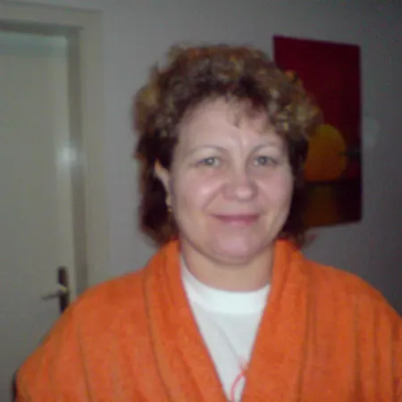 Vera Hofert Wallersdorf